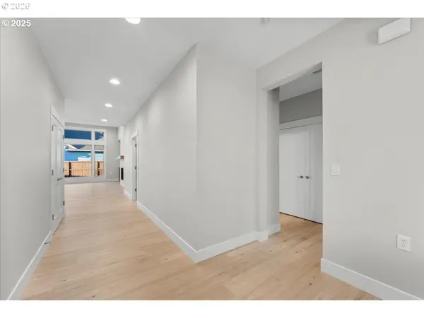 Vancouver, WA 98665,2405 NW 68TH ST