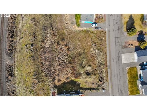 550 SUNRIDGE AVE, Dallesport, WA 98617