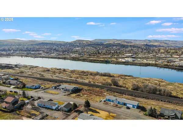 Dallesport, WA 98617,550 SUNRIDGE AVE