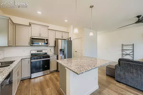 Monument, CO 80132,16270 Mountain Flax DR