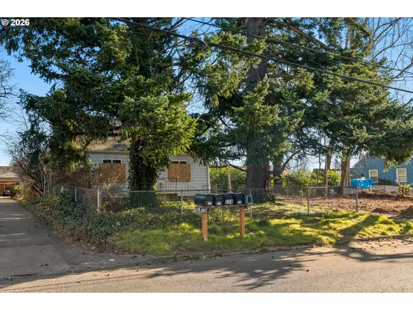 Portland, OR 97233,648 SE 146TH AVE