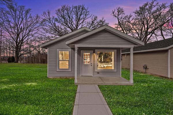 283 E Walton AVE, Muskegon, MI 49442