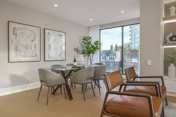 Toronto C03, ON M5P 2V4,342 Spadina RD #301