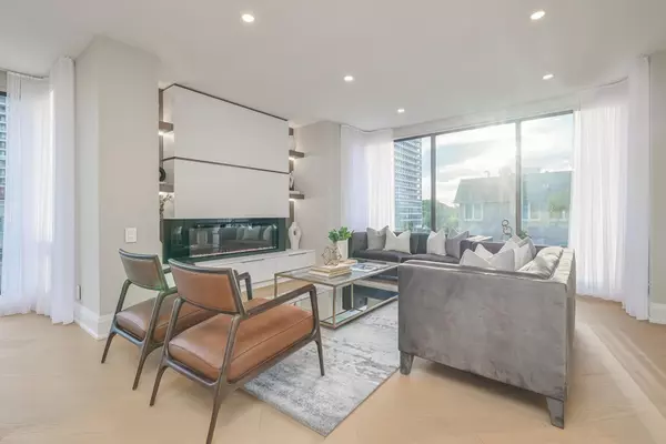 Toronto C03, ON M5P 2V4,342 Spadina RD #301