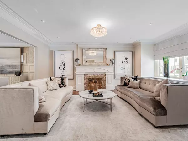 Toronto C03, ON M5P 3G7,407 Richview AVE