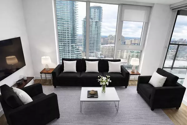 Toronto C13, ON M3C 1H7,1 Quarrington LN #2516