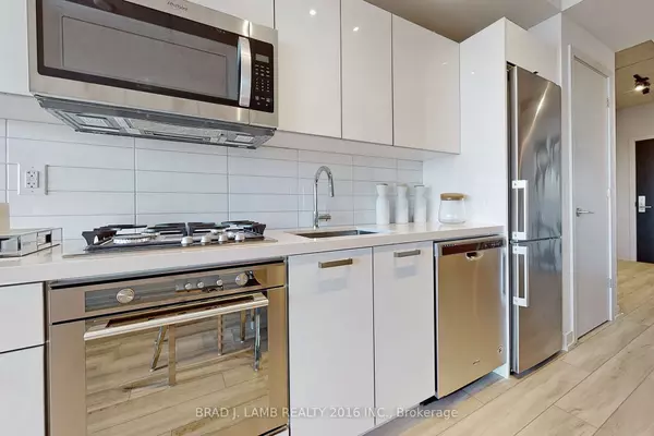 Toronto C01, ON M5V 0S9,458 Richmond ST W #1601