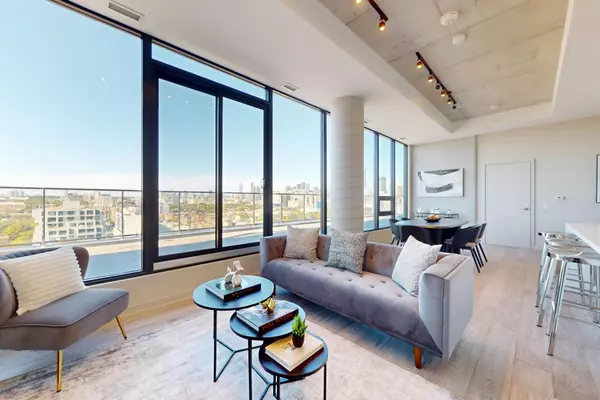 Toronto C01, ON M5V 0S9,458 Richmond ST W #1701