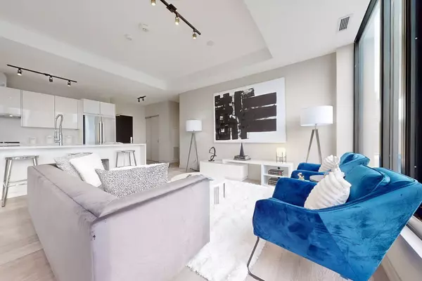 Toronto C01, ON M5V 0S9,458 Richmond ST W #1702