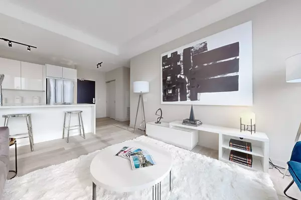 Toronto C01, ON M5V 0S9,458 Richmond ST W #1702