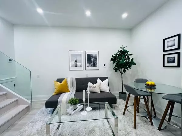 Toronto C01, ON M6J 2K1,217 Euclid AVE #Lower