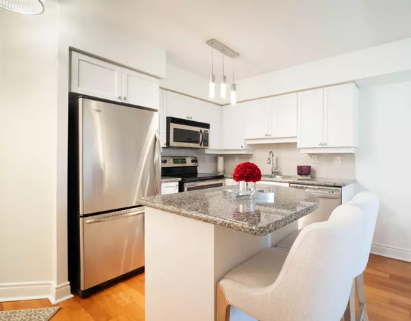 Toronto C14, ON M2N 7E2,78 Harrison Garden BLVD #701