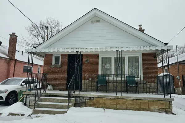 Toronto E04, ON M1L 3R7,17 Rockelm RD #BSMT