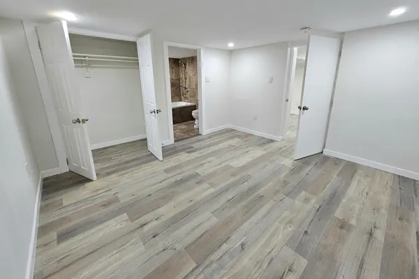 Toronto E04, ON M1L 3R7,17 Rockelm RD #BSMT