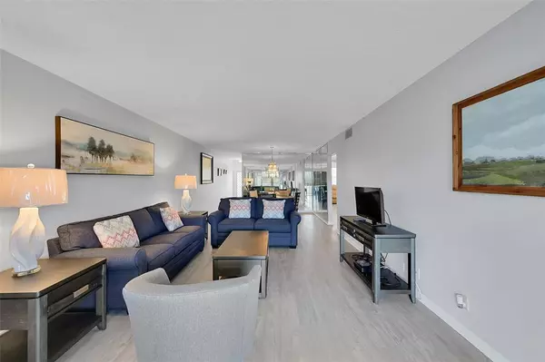 Coconut Creek, FL 33066,2504 ANTIGUA TER #J3