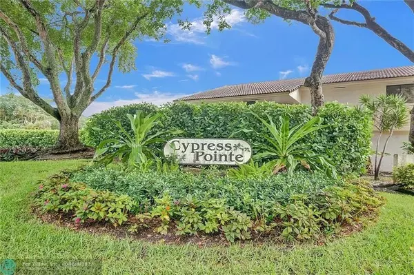 Coral Springs, FL 33071,1668 Cypress Pointe Dr #1668