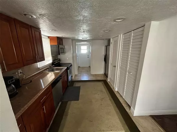 Fort Pierce, FL 34947,1703 N 43rd St