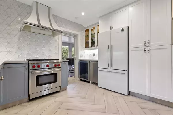 Fort Lauderdale, FL 33301,390 NE 10th Ave