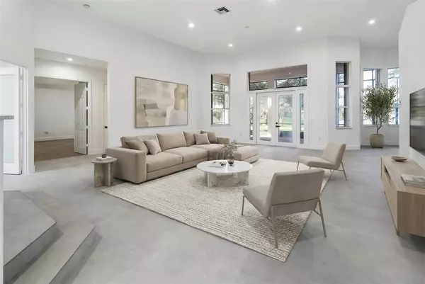 Davie, FL 33330,13211 SW 44th St