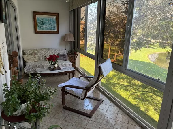 Coconut Creek, FL 33066,2304 Lucaya Ln #D3