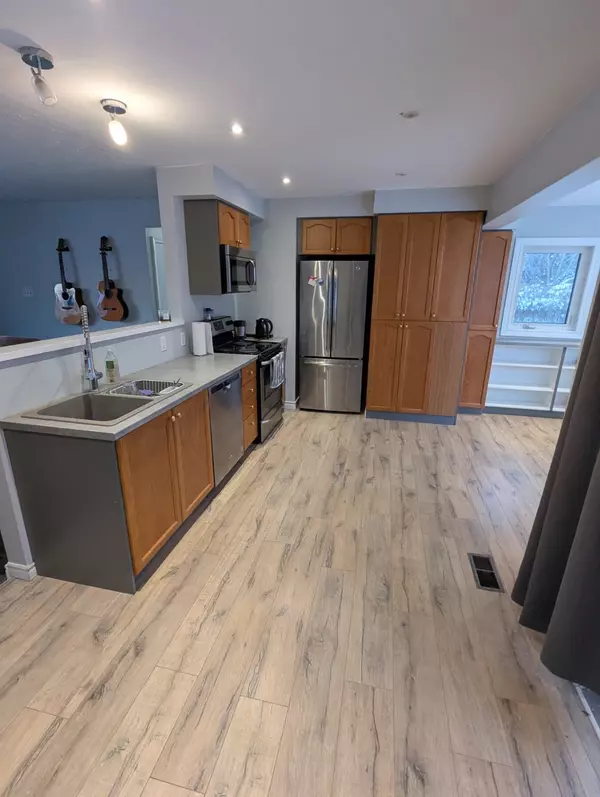 Halton Hills, ON L7G 1L7,39 McGilvray CRES