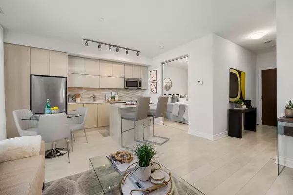 Toronto W06, ON M8V 0A3,80 Marine Parade DR #115