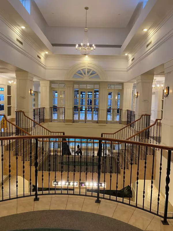 Toronto W10, ON M9W 7J4,700 Humberwood BLVD #2616