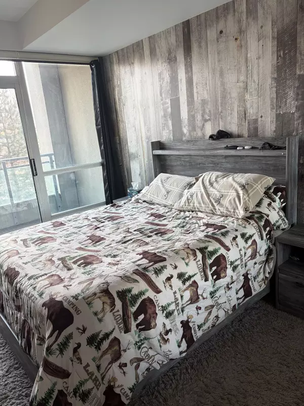 Toronto W06, ON M8Y 0A1,185 Legion RD N #217