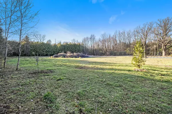 Greely - Metcalfe - Osgoode - Vernon And Area, ON K0A 2P0,8014 Parkway RD