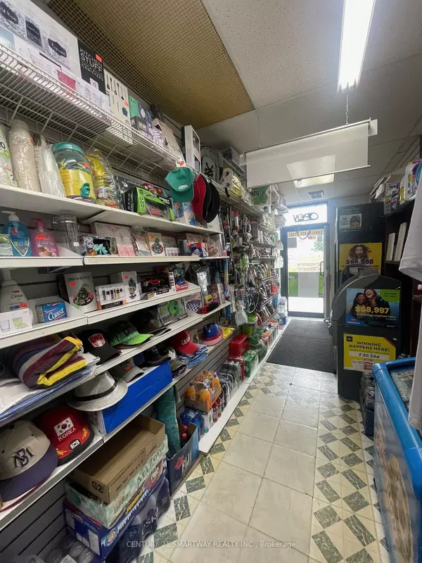 Grimsby, ON L3M 4E8,5 Windward DR