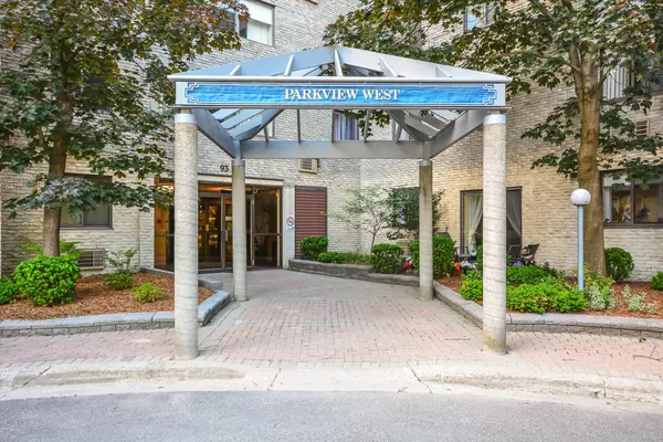 Guelph, ON N1H 7J7,93 Westwood RD #607