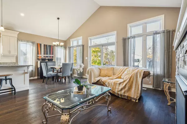 Hamilton, ON L8T 4L5,71 Locheed DR