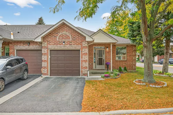 52 Twentyplace BLVD #28, Hamilton, ON L0R 1W0