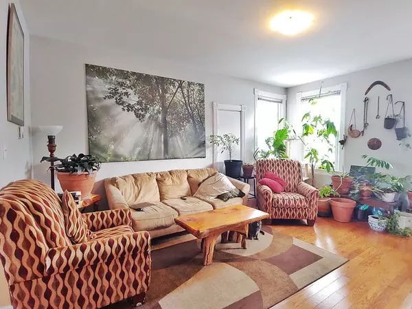 Westboro - Hampton Park, ON K1Z 5J5,554 Highcroft AVE