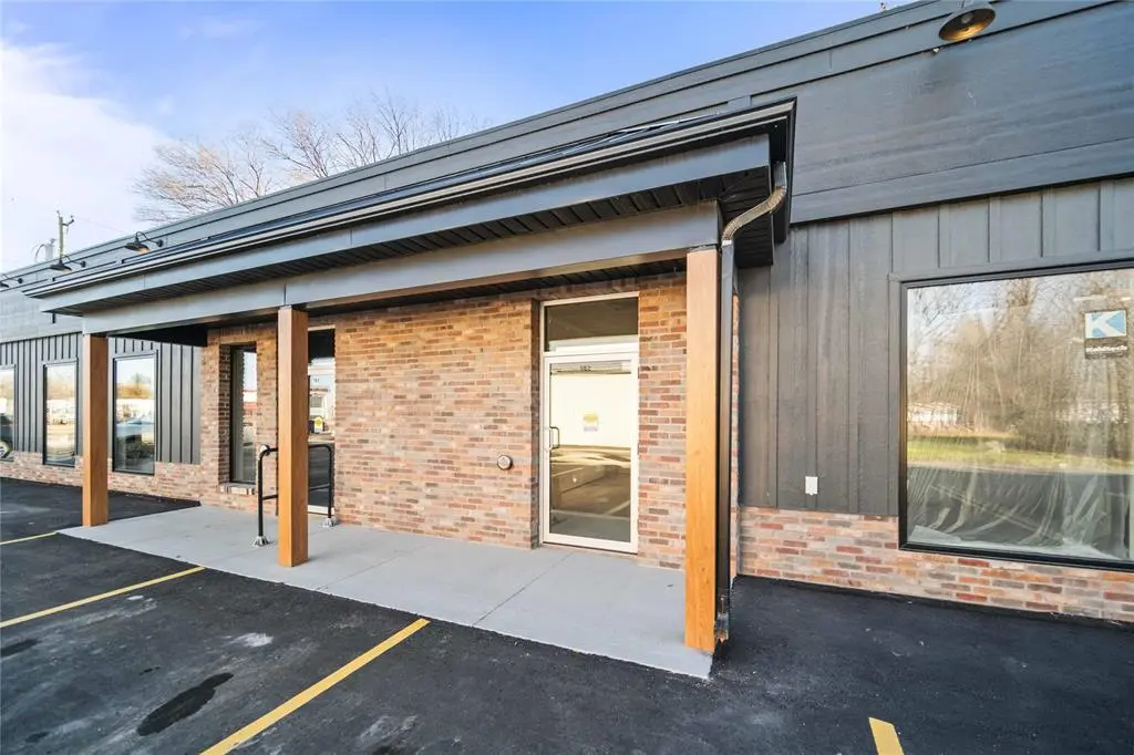 Landmark, MB R0A 0X0,210 Main ST