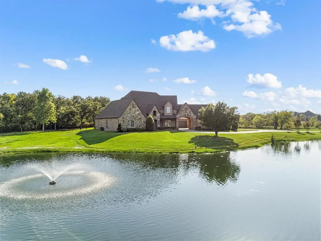 Argyle, TX 76226,737 Manor Drive