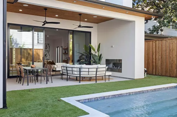 6231 McCommas Boulevard, Dallas, TX 75214