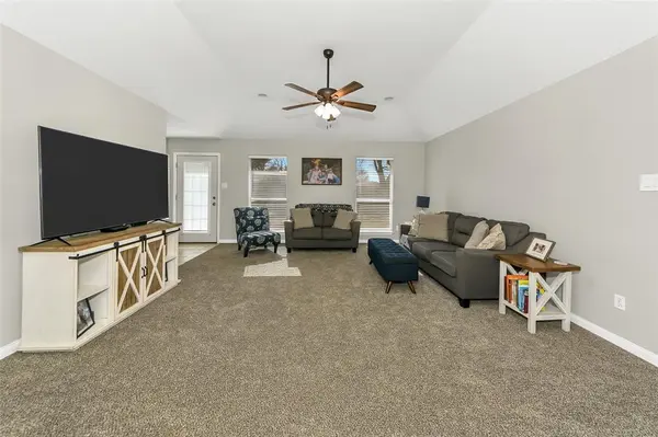 Bridgeport, TX 76426,1404 Brush Street