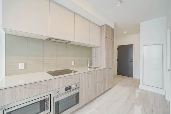 Toronto C14, ON M2N 4P9,36 Olive AVE #2310