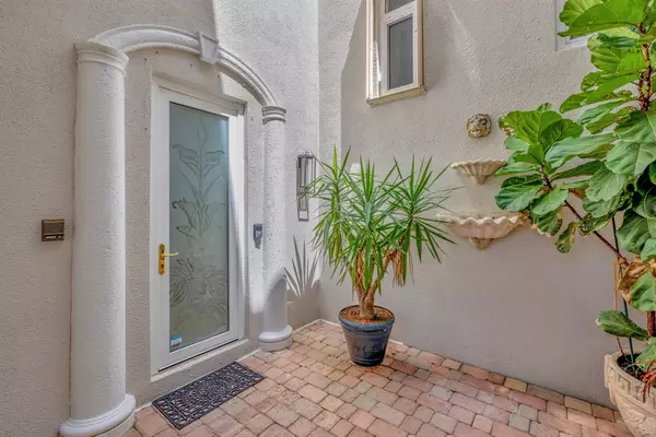 Pompano Beach, FL 33062,1788 Bay Dr #25