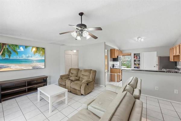 1258 SW Cynthia St, Port St Lucie, FL 34983