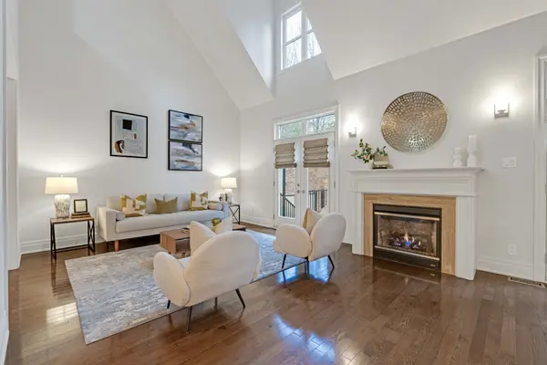 Mississauga, ON L4L 6A3,1915 Broad Hollow Gate #103