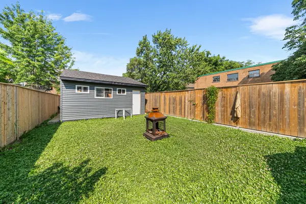 Toronto W06, ON M8W 2Y9,50 Arcadian CIR