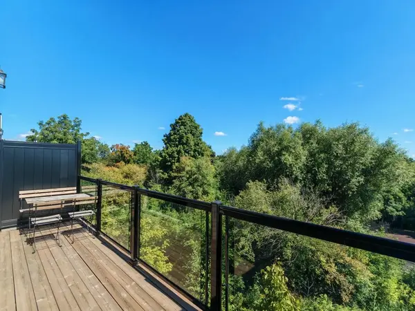 19 Woodstream DR, Toronto W10, ON M9W 0G1