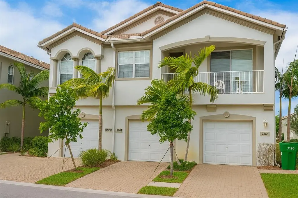 Riviera Beach, FL 33404,3261 Laurel Ridge Cir