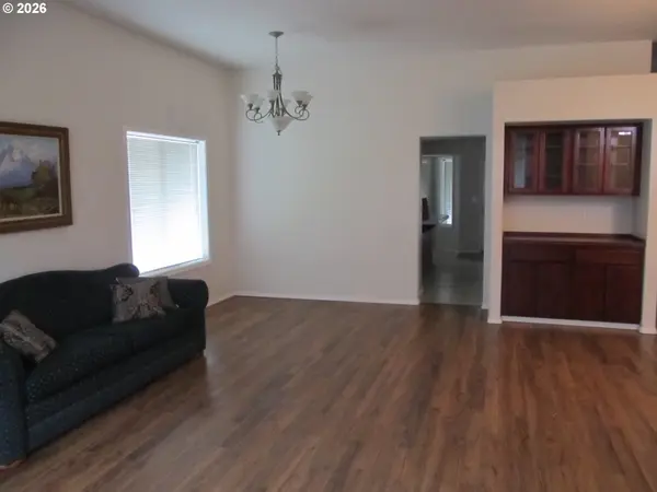 Hermiston, OR 97838,1144 E MAIN ST