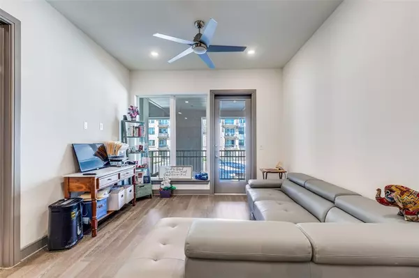 Carrollton, TX 75007,2700 Old Denton Road #2203