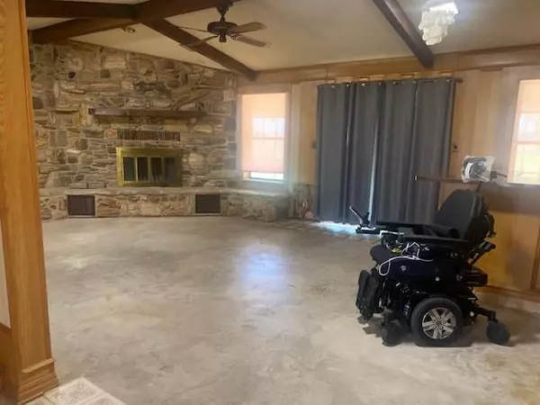 Gholson, TX 76705,12311 Gholson Road