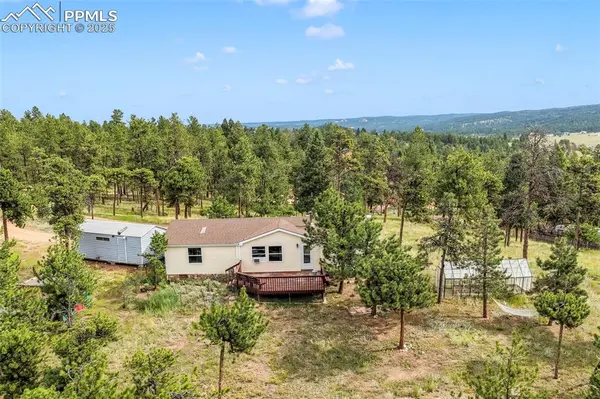 Florissant, CO 80816,696 Calle De La Nieva