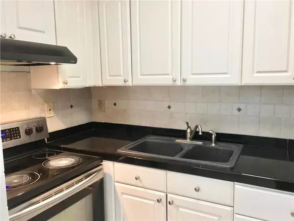 Coral Springs, FL 33065,2631 Riverside Dr #1